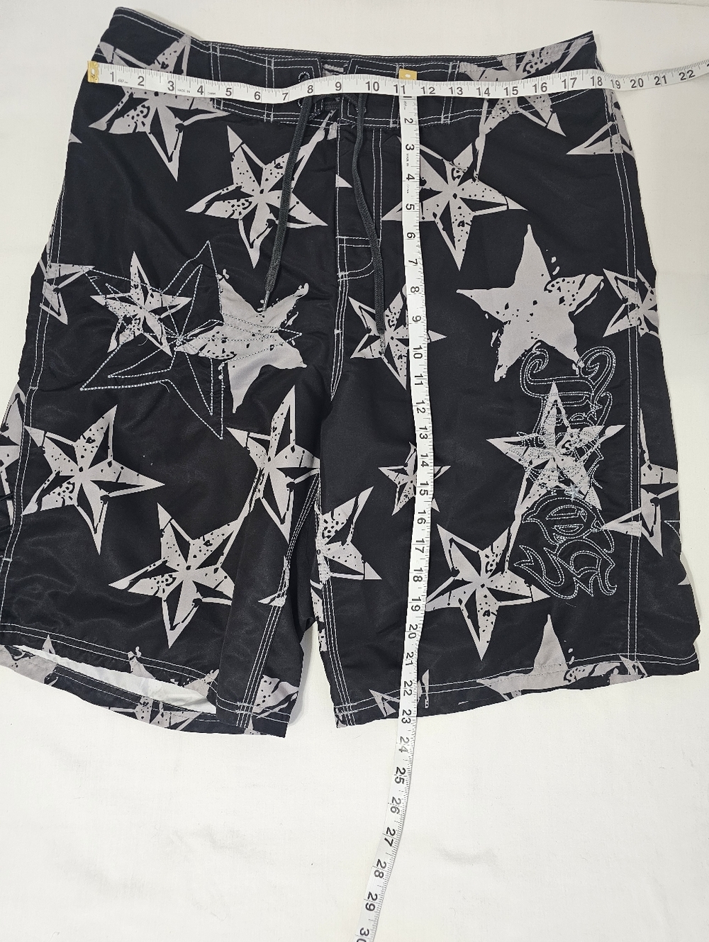 SoCal No Fear Y2k Boardshorts 36 Black White Star Print Y2K Surf  Swim Trucks - Picture 7 of 7